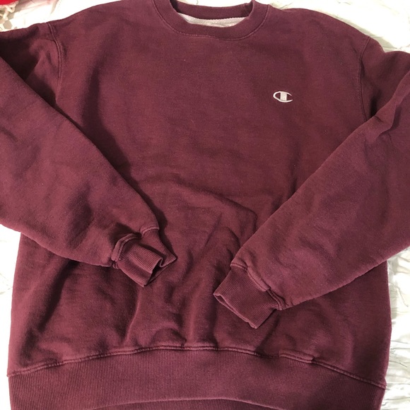 Champion Tops - Champion Crew Neck Sweatshirt Large